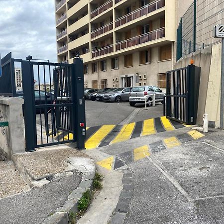 Appartement T4 A Deux Pas De La Gare St Charles Marsella Exterior foto